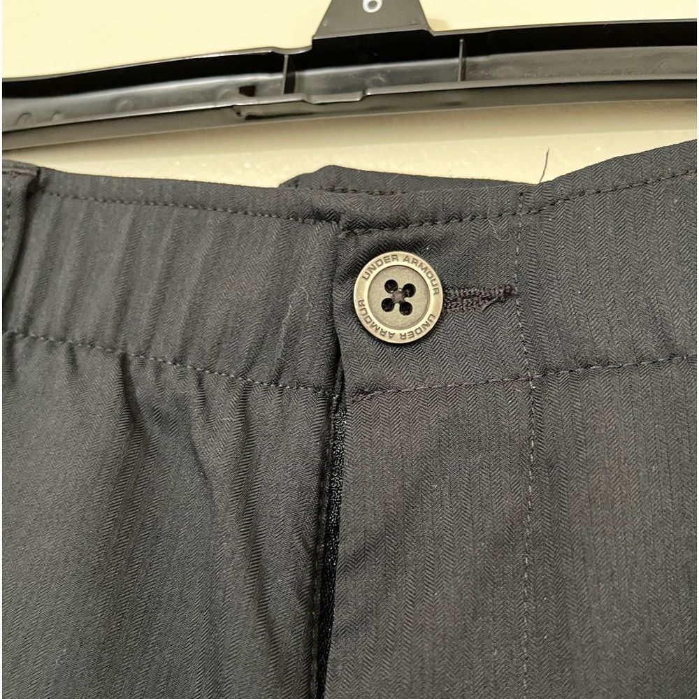 Under Armour | Men’s Showdown Pants 30x32 Black Dressy, Casual, or Golf Pants - Picture 3 of 5